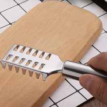 Stainless Steel Fish Scale Remover Scraper  Sawtooth Kitchen Tool