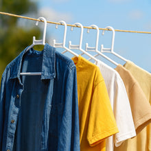 Plastic Clothes Hangers (Set of 6)