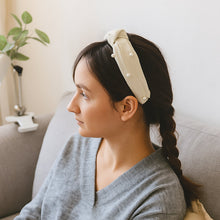 Women Ribbed Texture Knot Design Hairband (1 Pc / Mix Design)