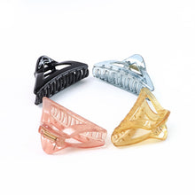 Triangle Shape Mix Color Plastic Hair Claw Clip for Women and Girls 1 Pc