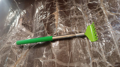 Khujli Stick  57 cm Long Telescopic Back Scratcher (1 Pc)