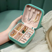Portable Jewellery Box for Women – Mini PU Leather Travel Storage Case