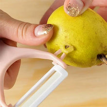 Stainless Steel Blade Peeler – Universal Kitchen Peeler for Household Use